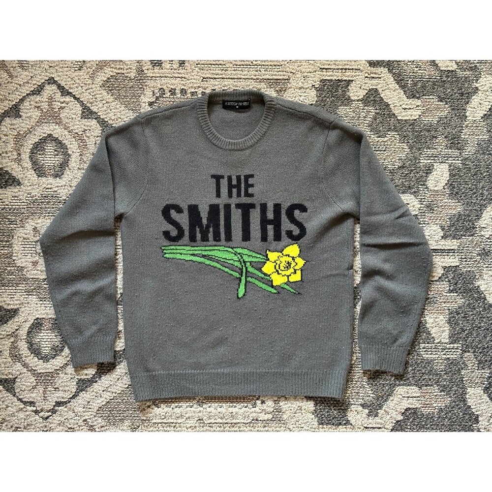 Medium Grey Vintage The Smiths Sweater with Daffodils